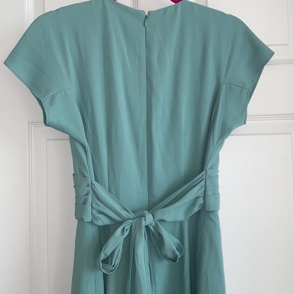 Gal Meets Glam Dress - Picture 5 of 5